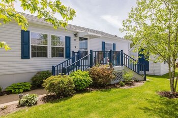 Thumbnail of mobile home