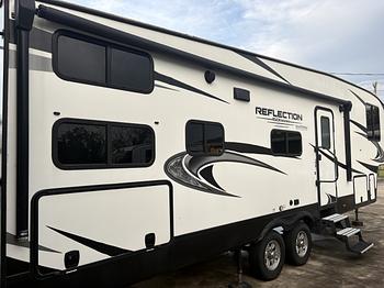 Thumbnail of RV