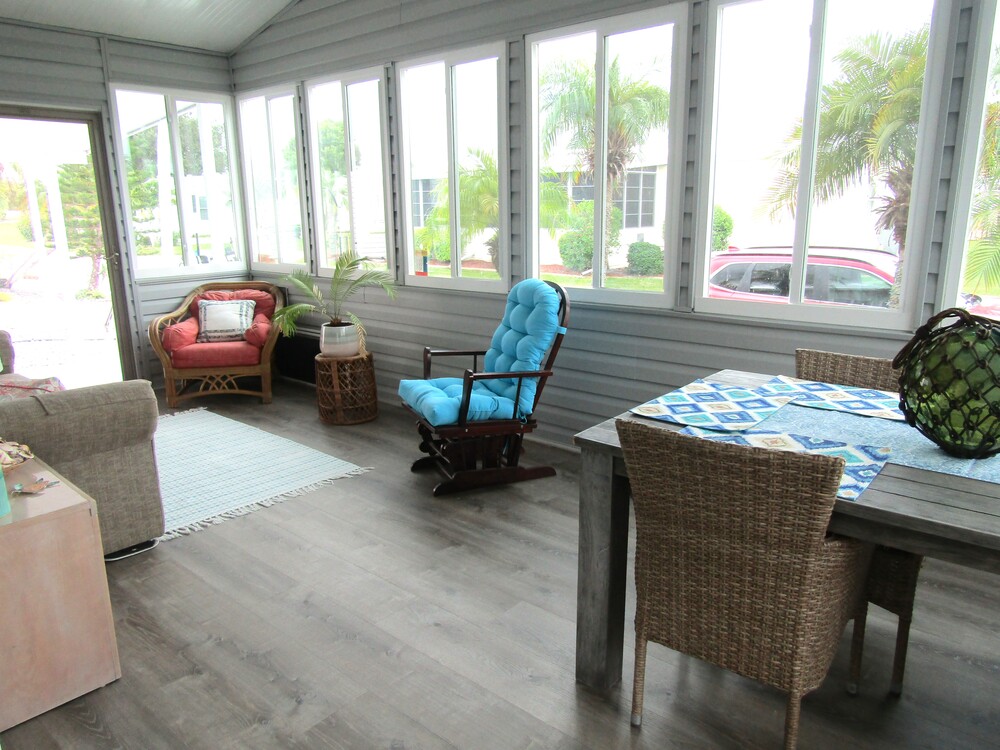 Jamaica Bay Village