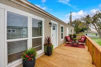 Thumbnail of mobile home
