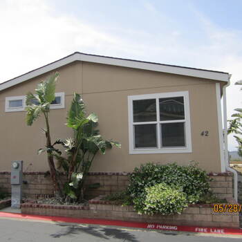 Thumbnail of mobile home