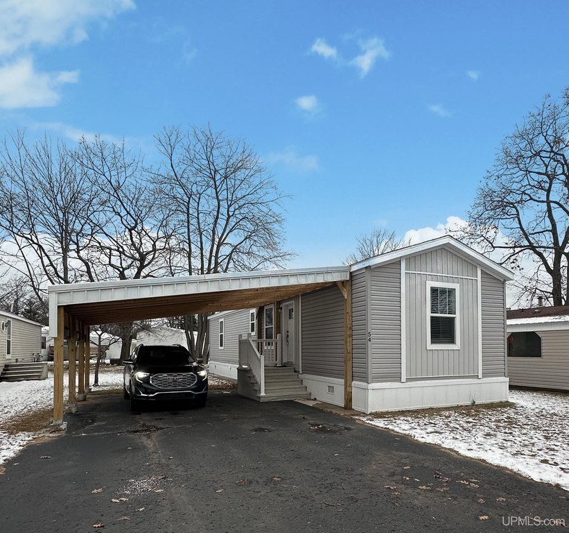 Photo of Mobile Home
