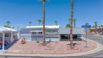 Thumbnail of mobile home