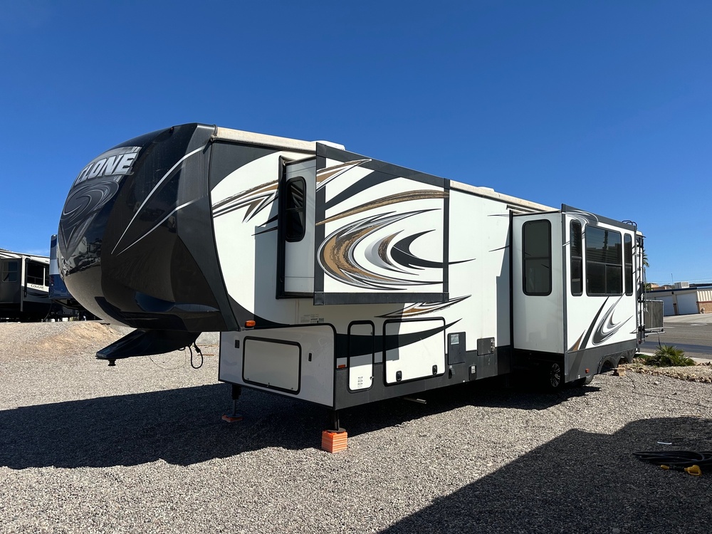 Photo of Rv