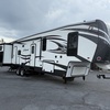 RV for Sale: 2016 OAKMONT OM 375 QB