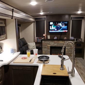 Thumbnail of RV