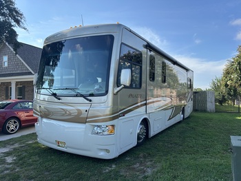 Thumbnail of RV