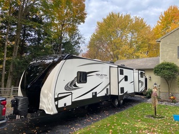 Thumbnail of RV