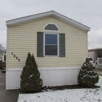 Thumbnail of mobile home