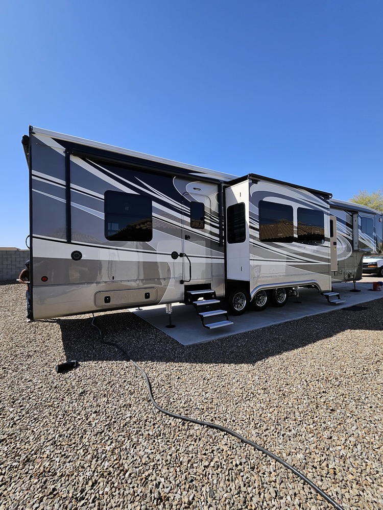 Photo of Rv