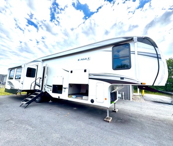 Thumbnail of RV