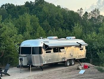Thumbnail of RV