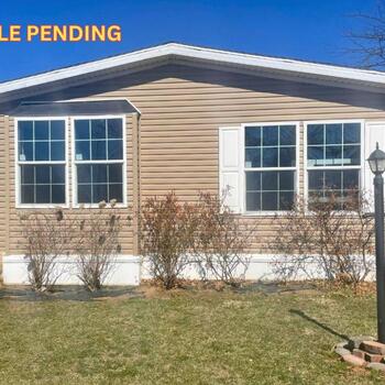 Thumbnail of mobile home