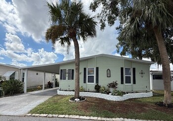 Thumbnail of mobile home