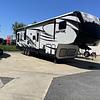 RV for Sale: 2015 365 SEL