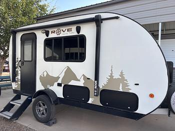 Thumbnail of RV