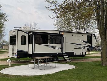 Thumbnail of RV