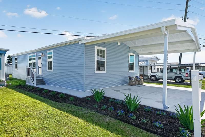 Photo of Mobile Home