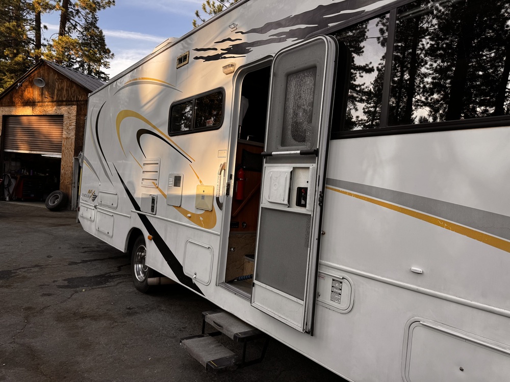 Photo of Rv