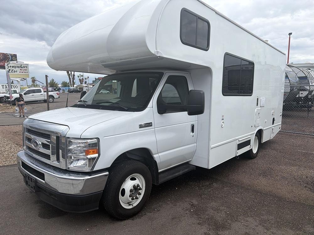 Photo of Rv