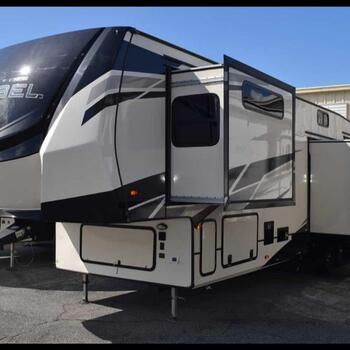 Thumbnail of RV