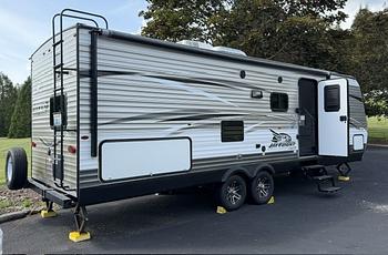 Thumbnail of RV