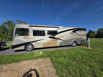 Thumbnail of RV