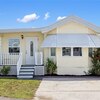 Mobile Home for Sale: Manufactured Home - ENGLEWOOD, FL, Englewood, FL