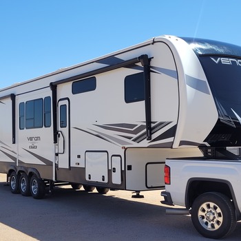 Thumbnail of RV