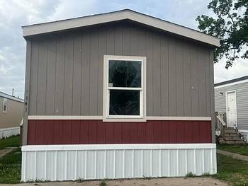 Thumbnail of mobile home
