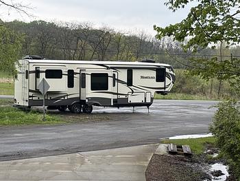 Thumbnail of RV