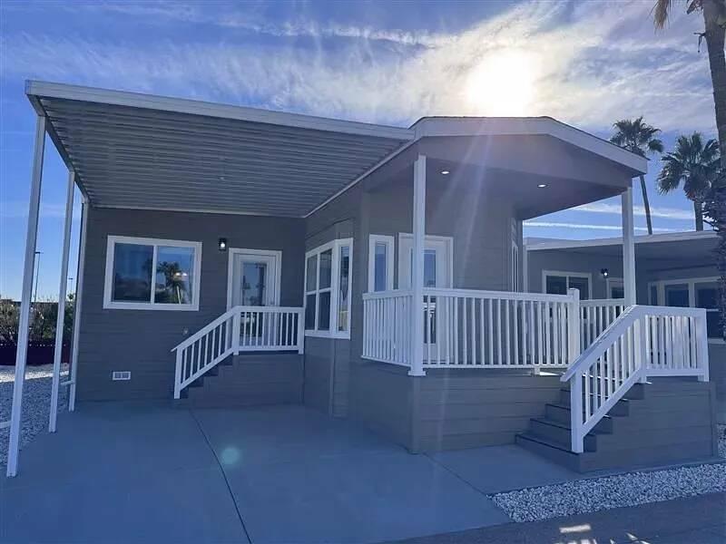 Photo of Mobile Home