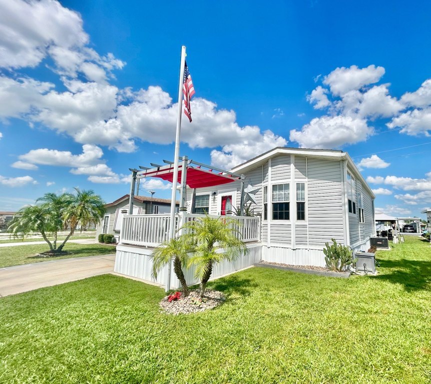 Photo of Mobile Home