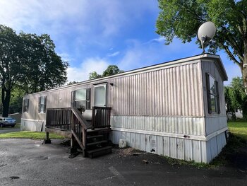 Thumbnail of mobile home