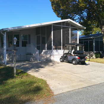 Lake Griffin Harbor Village