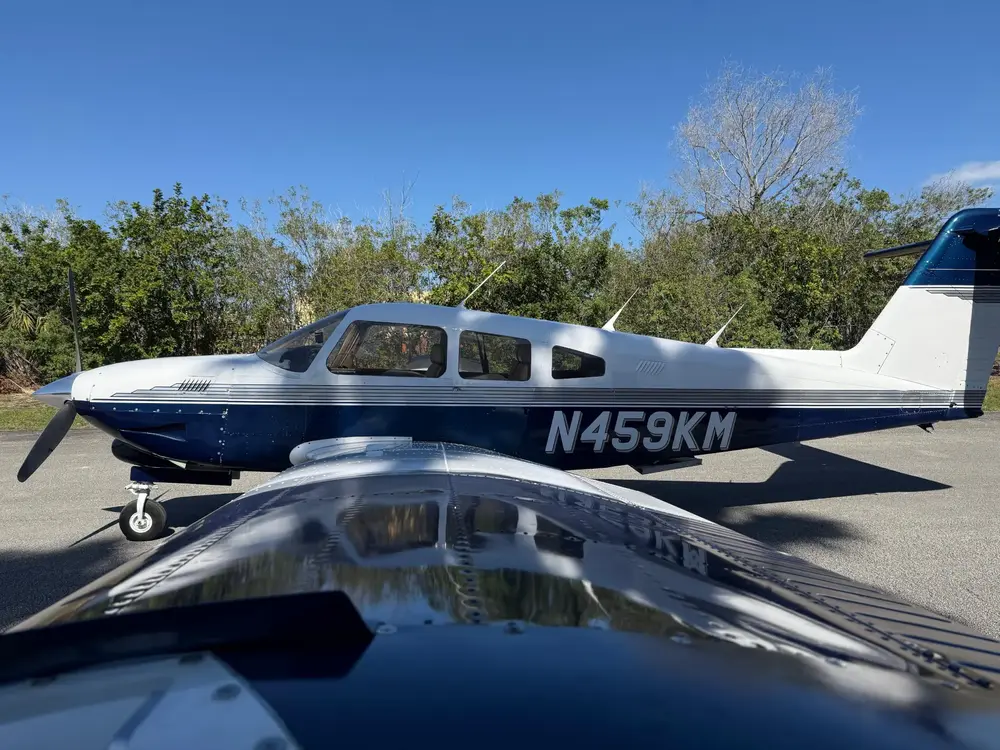 2077/piper-pa-28rt-201t-turbo-arrow-iv-1981-flightmarket-id-2077-36314.webp