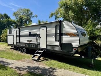 Thumbnail of RV