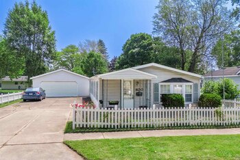Thumbnail of mobile home