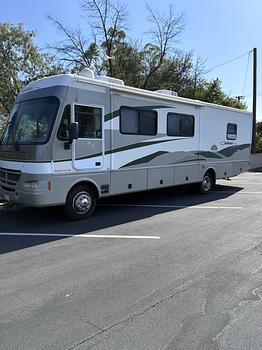 Thumbnail of RV