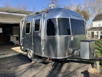 Thumbnail of RV