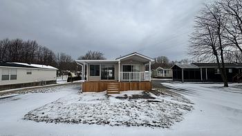 Thumbnail of mobile home