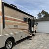 RV for Sale: 2007 BOUNDER 32W