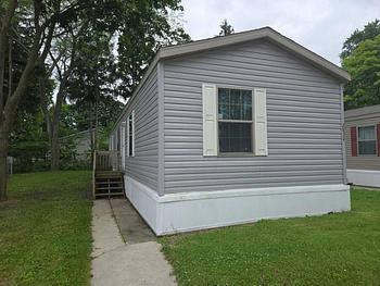 Thumbnail of mobile home