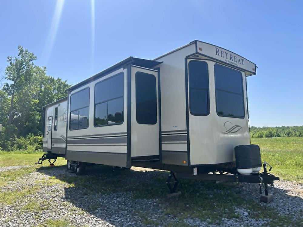 Photo of Rv