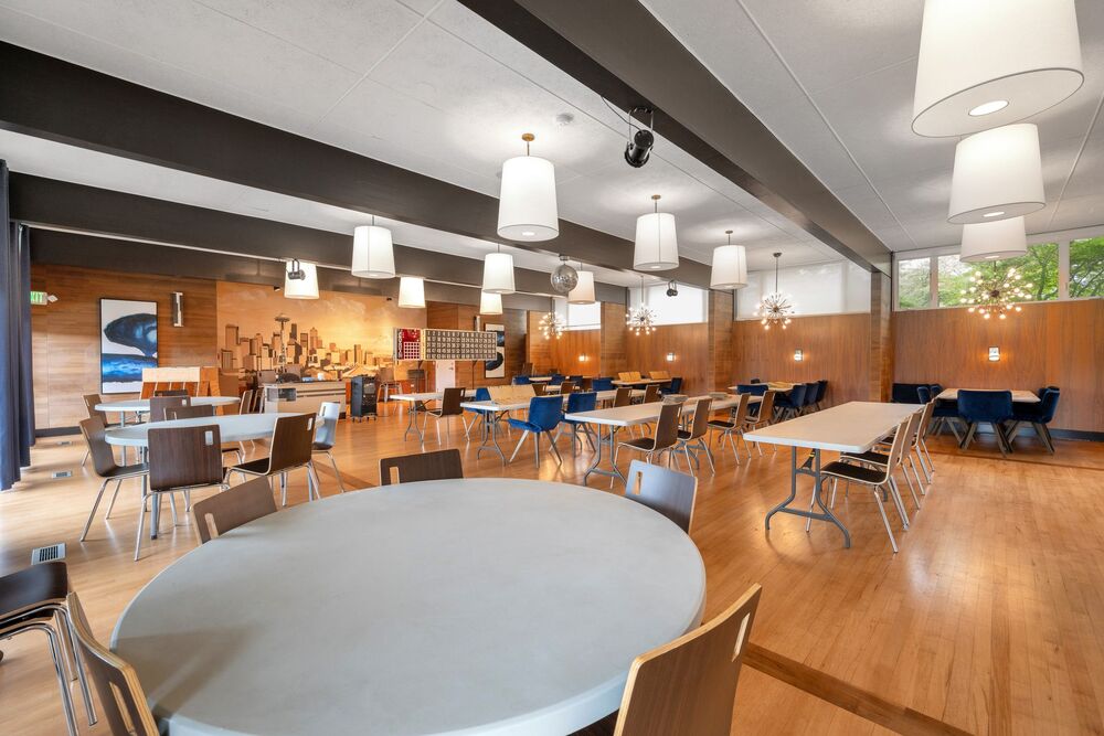 56 18050 32nd Ave S SeaTac WA 98188 USA Dining room DSC 7079