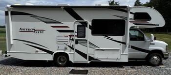 Thumbnail of RV