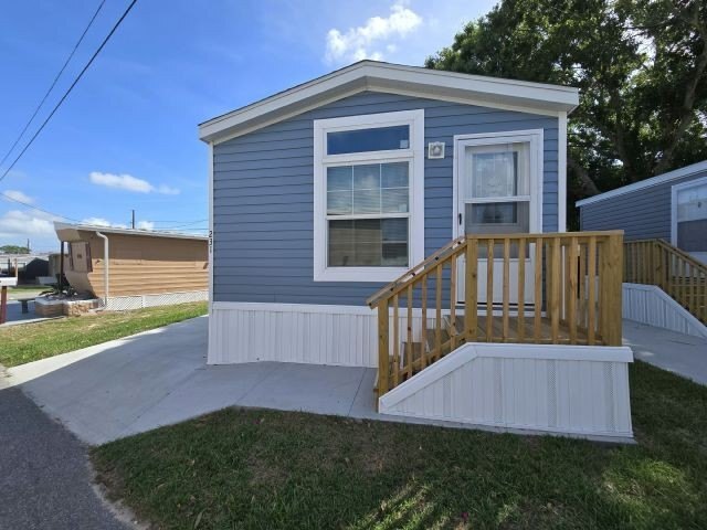 Photo of Mobile Home