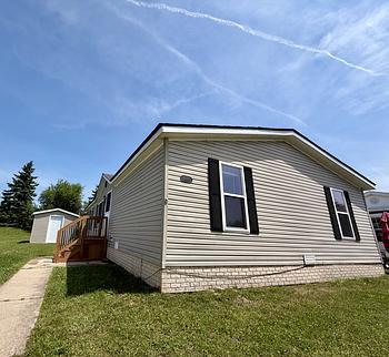 Thumbnail of mobile home