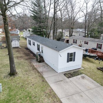 Thumbnail of mobile home