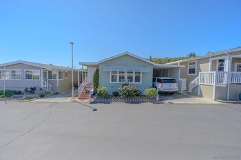 Thumbnail of mobile home